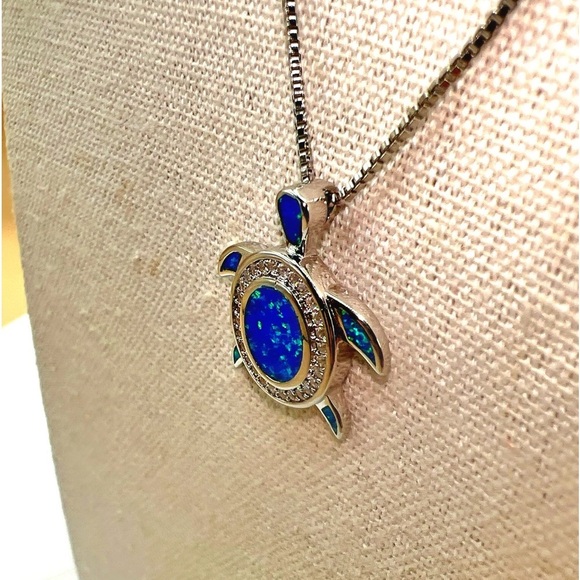 Stunning Turtle Pendant Necklace with Opal Inlay - Picture 6 of 12